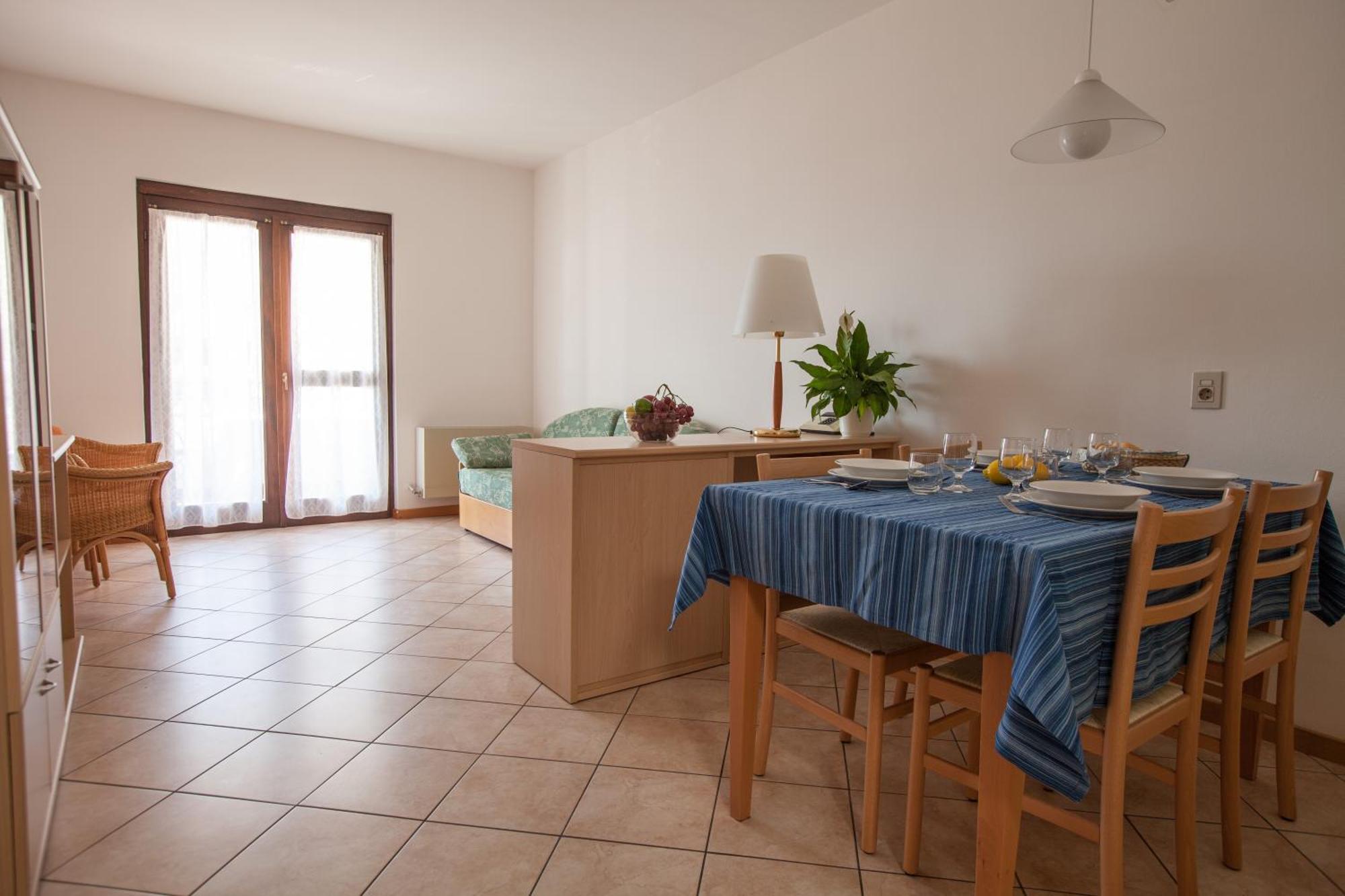 Residence San Luigi Лімоне-суль-Гарда Екстер'єр фото